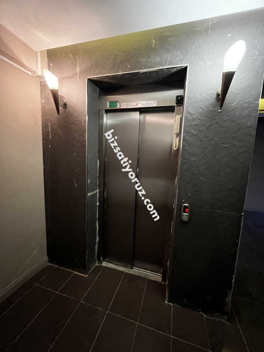 AKARBAŞINDA 155 M2 GENİŞ ve MODERN 3+1 SATILIK FIRSAT DAİRE