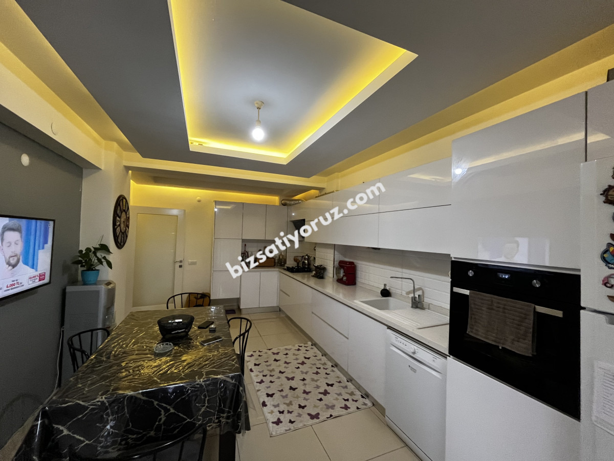 AKARBAŞINDA 155 M2 GENİŞ ve MODERN 3+1 SATILIK FIRSAT DAİRE